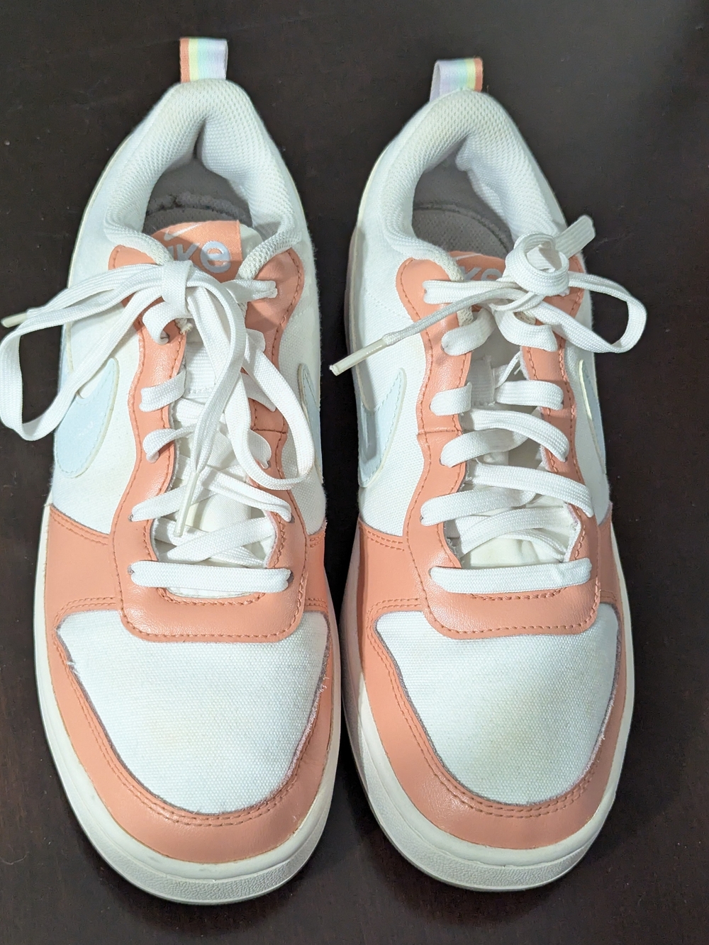 Nike Women’s White and Peach Retro Low-Top Sneakers